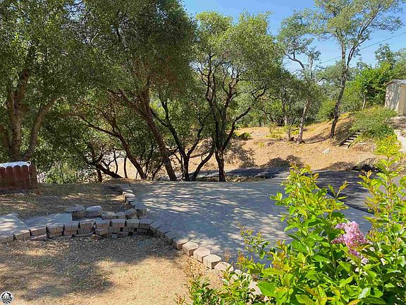4th image of 20850 Caylor Dr