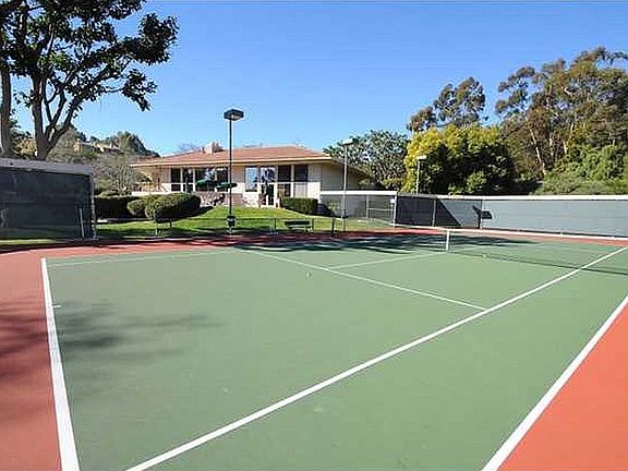 6 tennis courts