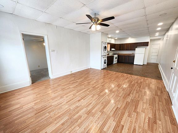 2nd image of 400 W Main St APT 1