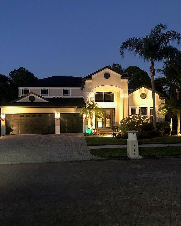 2nd image of 10424 Canary Isle Dr