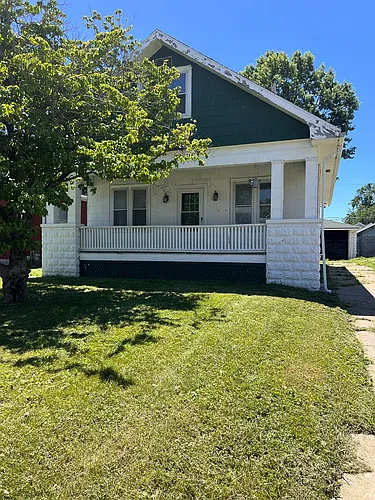 1716 Locust St Photo 1