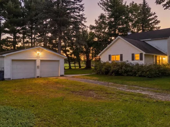 8449 Townline Rd, Kingsley, MI 49649