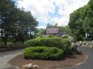 34 Fairway Dr, Coventry, RI 02816