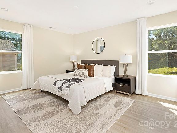 5th image of 791 Log Cabin Dr