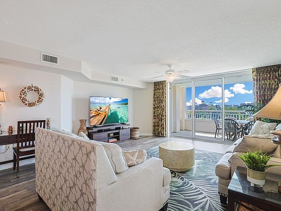 3rd image of 2151 Bridgeview Ct. #3-405