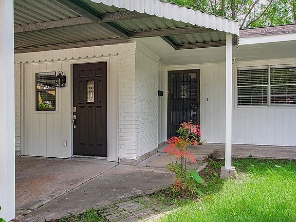 3rd image of 4205 Ember Ln