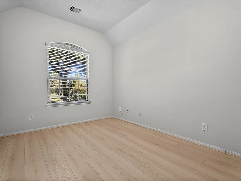 2558 Marufo Vega Dr — Photo 29