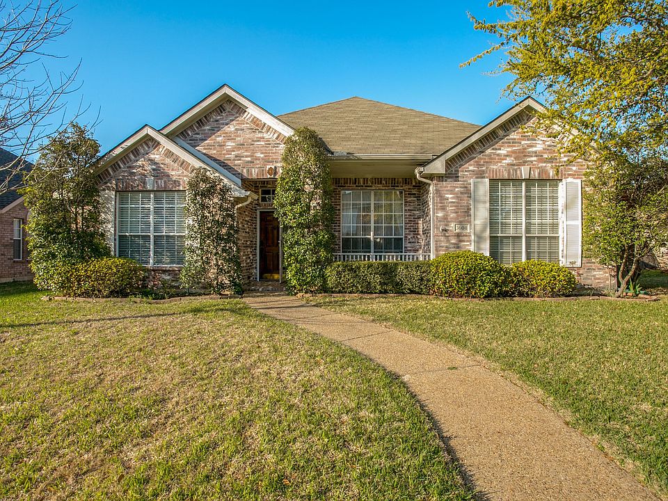 1st image of 3604 Ash Ln