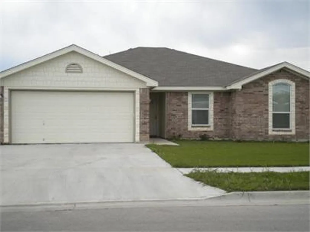 3410 Plateau Street — Photo 1