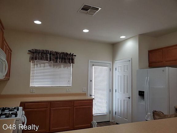 5th image of 2370 N Brigadier Dr