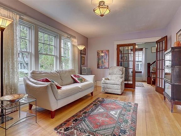 5th image of 46 Kneeland St