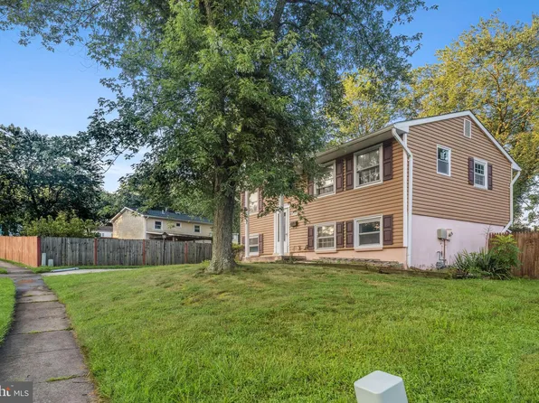 4307 Kenwood Dr, Woodbridge, VA 22193