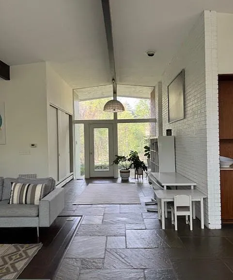 6 Branchwood Ct — Photo 2