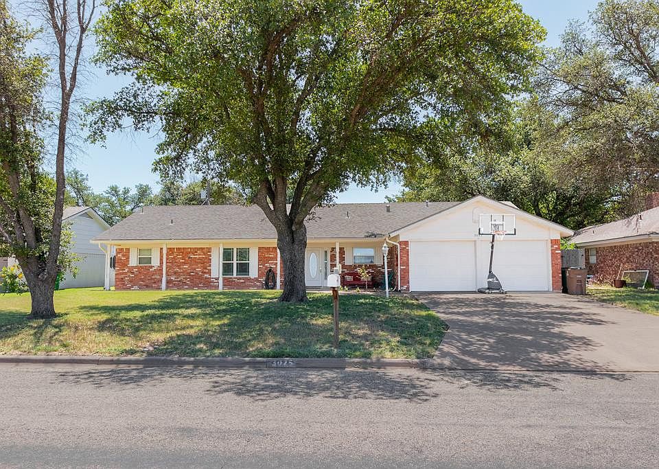 1st image of 3025 Cumberland Dr