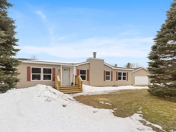 4th image of 15055 Beecher Ave