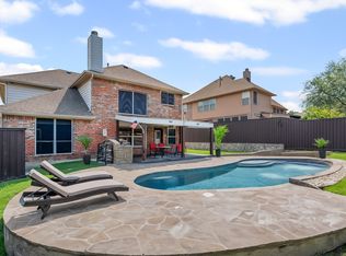 1413 Glenshire Dr, Garland, TX 75043