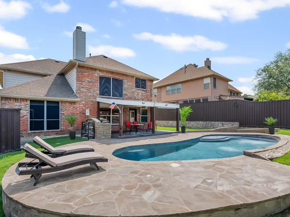 1413 Glenshire Dr, Garland, TX 75043