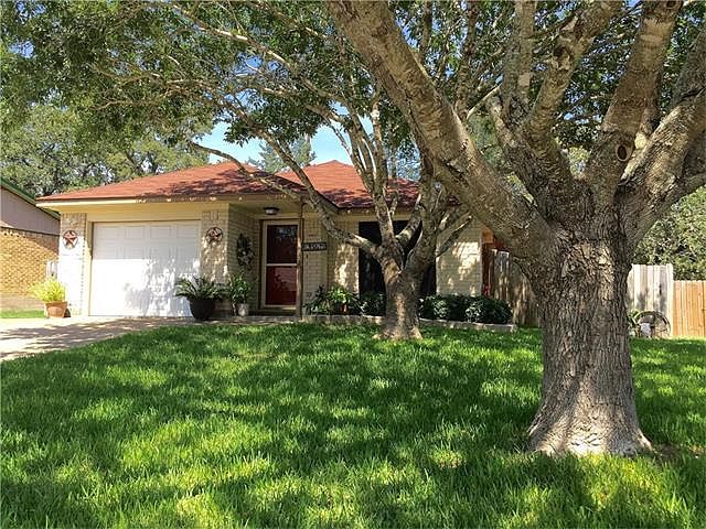 1st image of 646 Rolling Oaks Dr