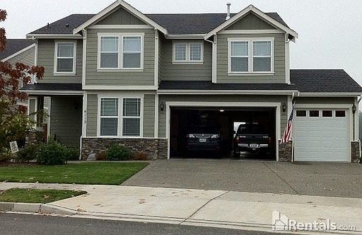 2nd image of 4112 Cashmere Dr NE