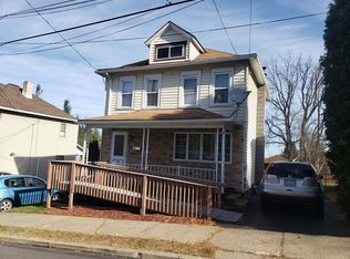 12 Livingston St, Hanover Township, PA 18706