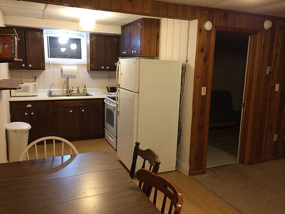 kitchen & dining room table