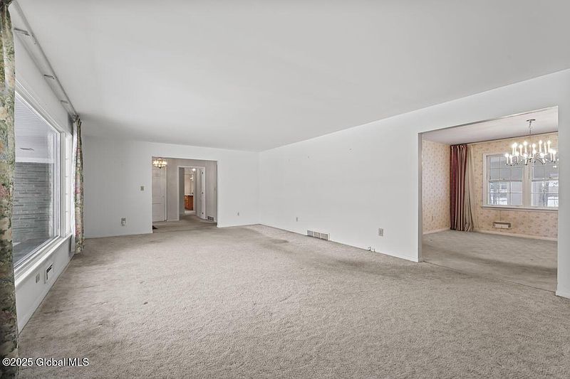5th image of 2528 Peters Lane