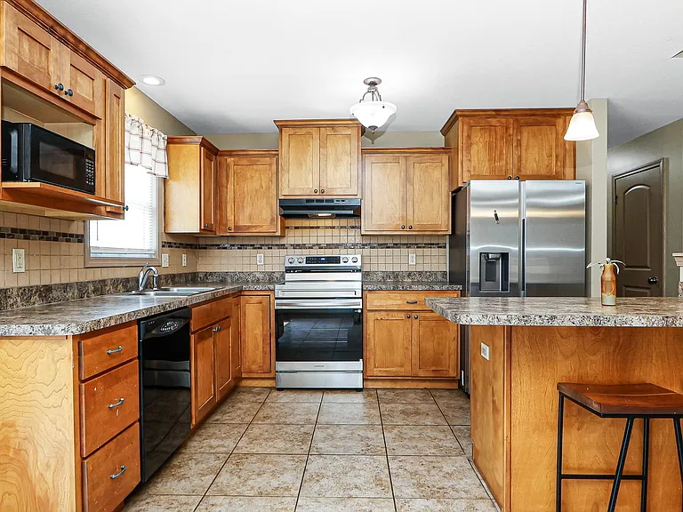 2505 Sawmill Rd — Photo 13