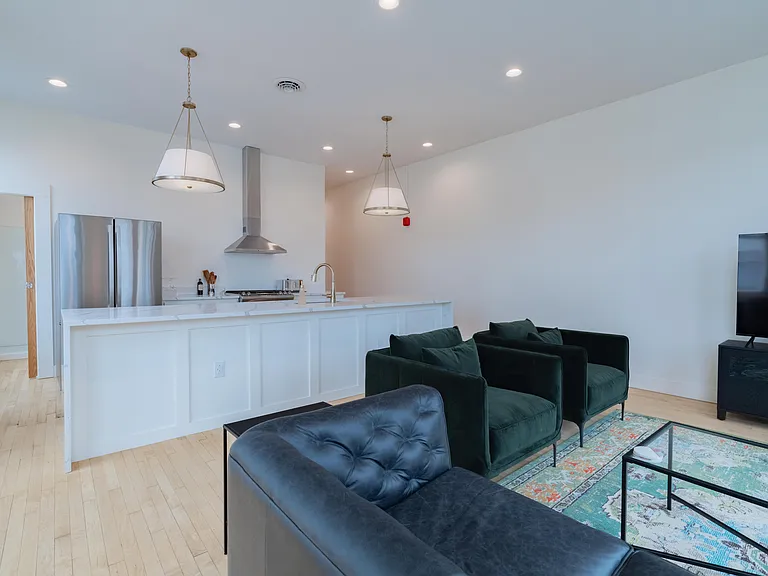 326 S Washington St #A — Photo 5
