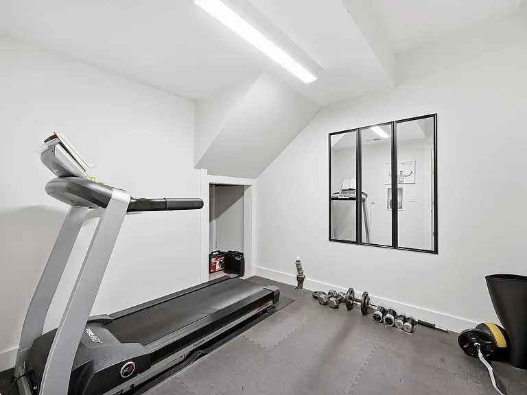 101 Pearson St — Photo 39