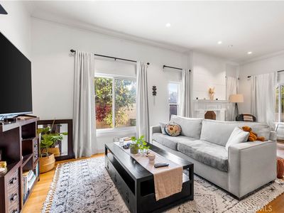 3792 Colonial Ave, Los Angeles, CA, 90066