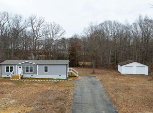 11511 Foxwood Ln, Locust Grove, VA 22508