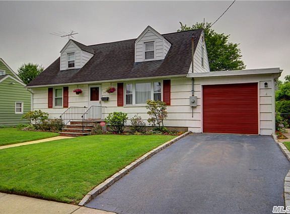 2nd image of 314 W Nicholai St