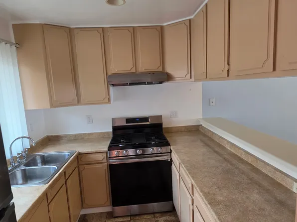 125 Olive St APT 103, Glendale, CA 91206