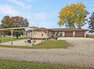 17431 300th St, Aplington, IA 50604