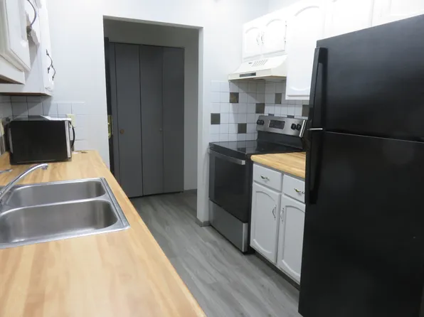 1360 32nd St S, Fargo, ND 58103