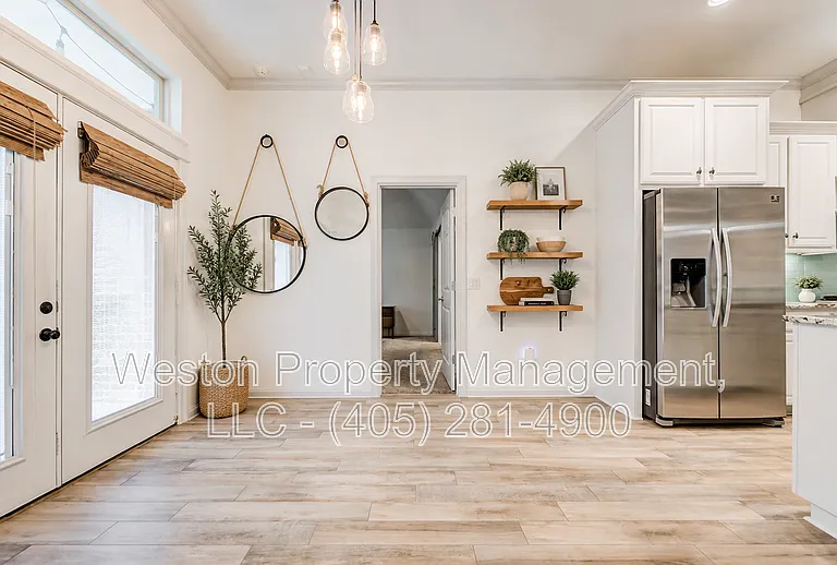 300 SW 171st St — Photo 6