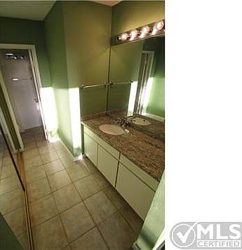 5th image of 1855 Diamond St Unit 311
