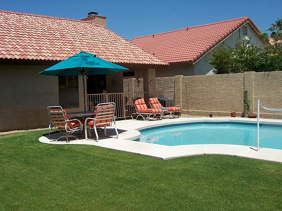 Covered Patio to Pool