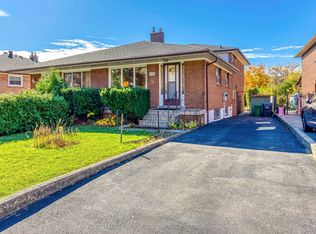 3196 Sunnyhill Dr S, Mississauga, ON L4X2K4