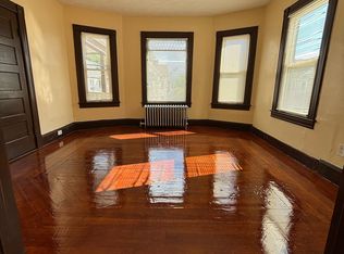 568 Armory St #2 & 3, Springfield, MA 01104