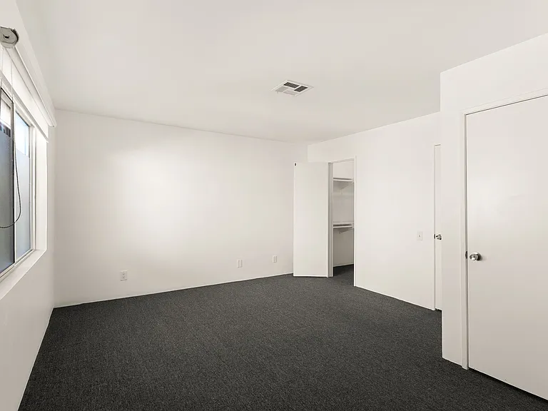 1472 S Camino Real — Photo 11