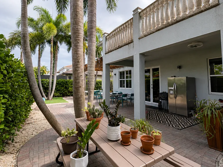 16481 SW 58th Ter — Photo 37