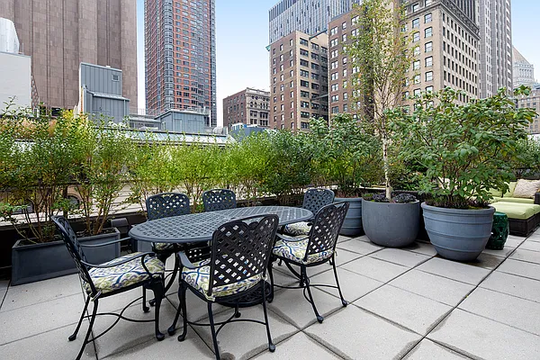 Rented by Corcoran | media 5