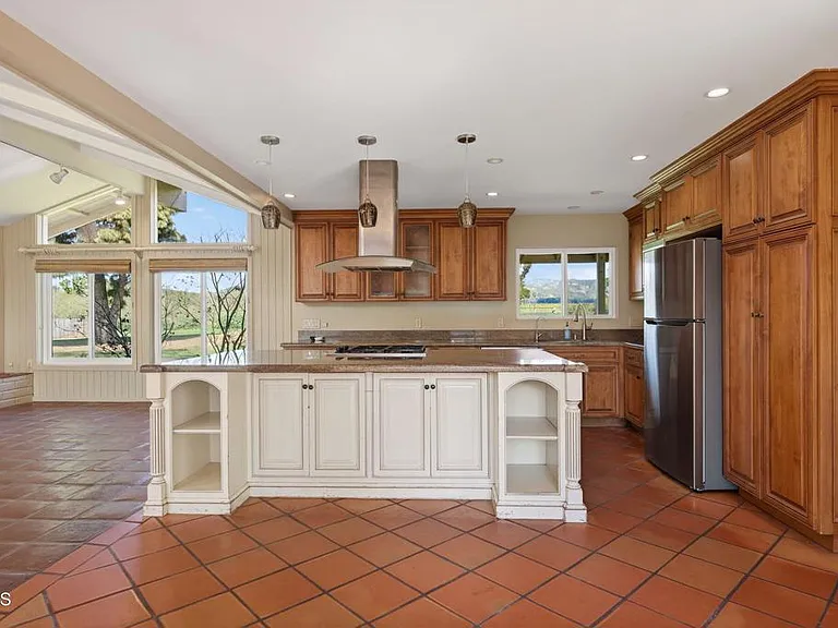 1525 Fairway Dr — Photo 18