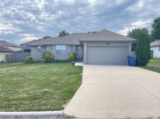 3705 N 29th St, Ozark, MO 65721
