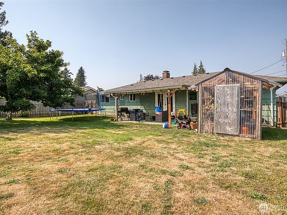 4th image of 118 Alder Drive