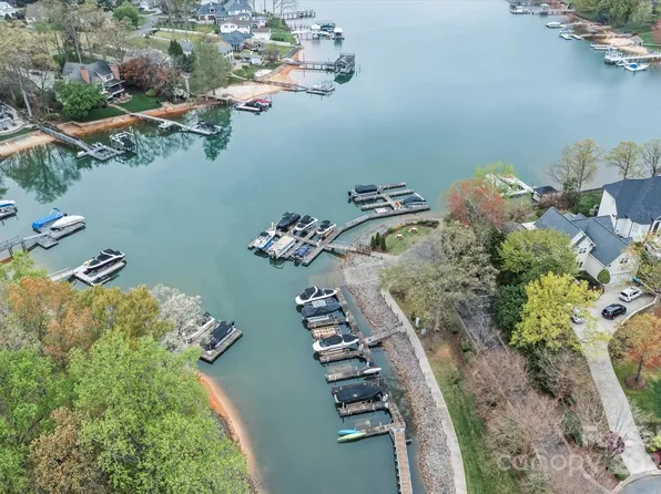 21721 Shoveller Ct, Cornelius, NC 28031