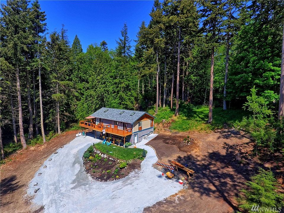 1st image of 463 NW Camano Dr
