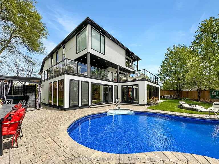 19 Zavarella Ct — Photo 31