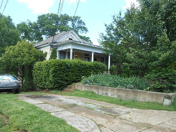 3rd image of 209 Jarnigan Ave